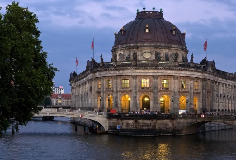 Museum Island Berlin. 5 Tur Virtual yang Akan Membawa Anda ke Berlin